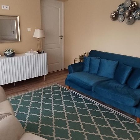 Levendula Apartmanhaz Hajdúszoboszló المظهر الخارجي الصورة