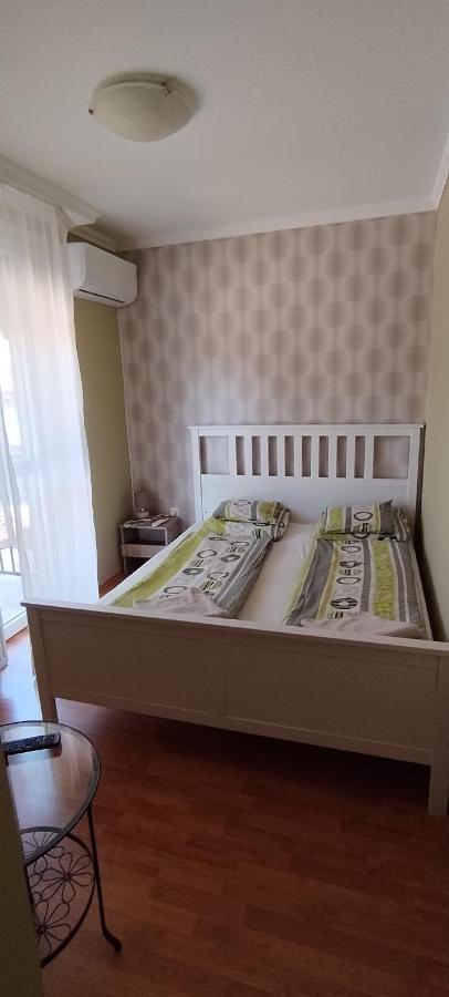 Levendula Apartmanhaz Hajdúszoboszló المظهر الخارجي الصورة