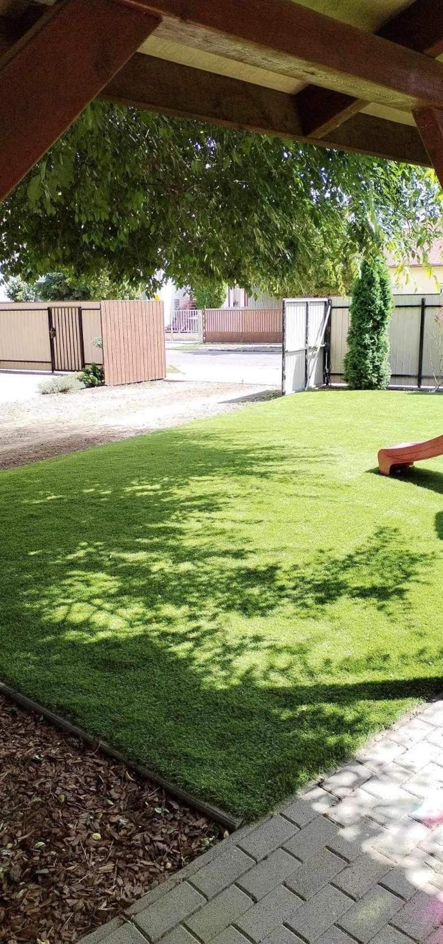 Levendula Apartmanhaz Hajdúszoboszló المظهر الخارجي الصورة