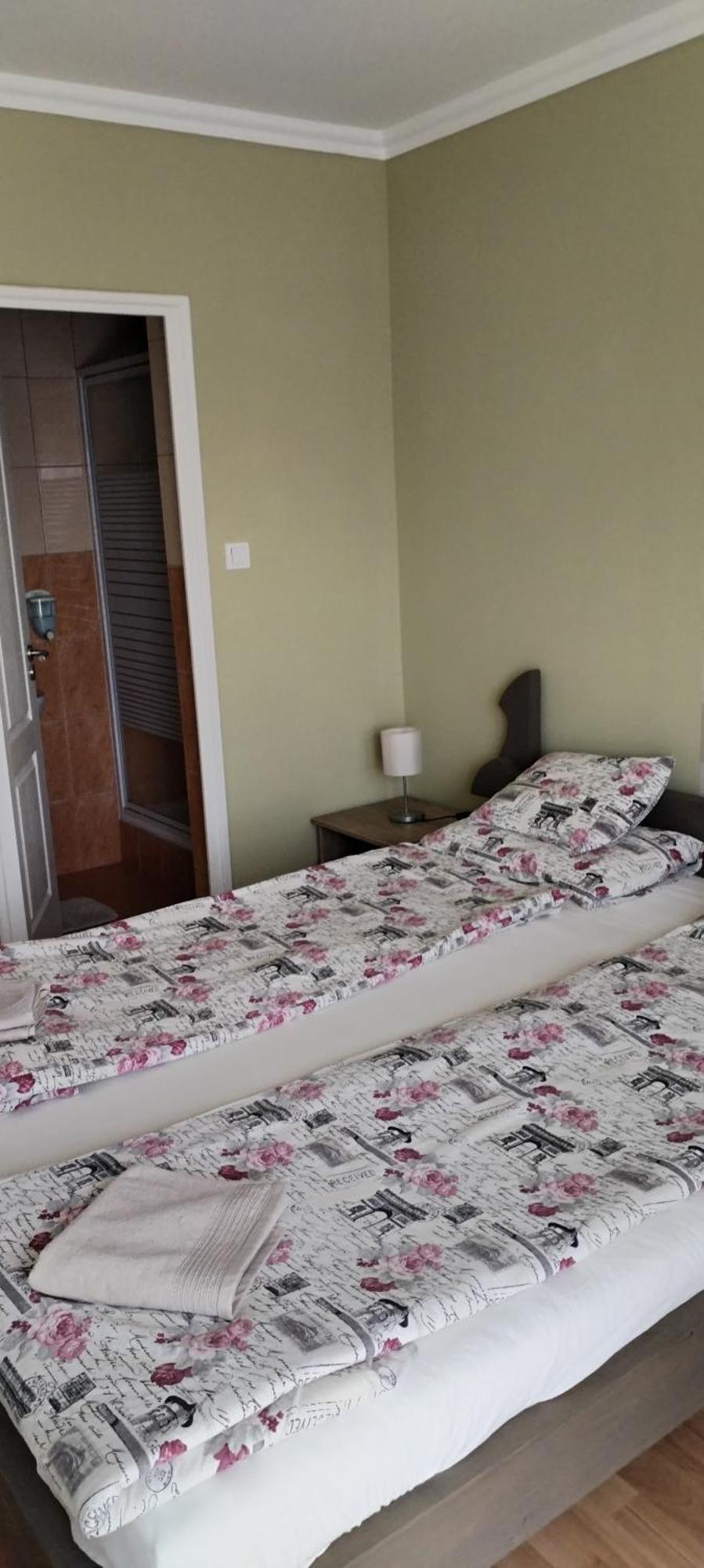 Levendula Apartmanhaz Hajdúszoboszló المظهر الخارجي الصورة
